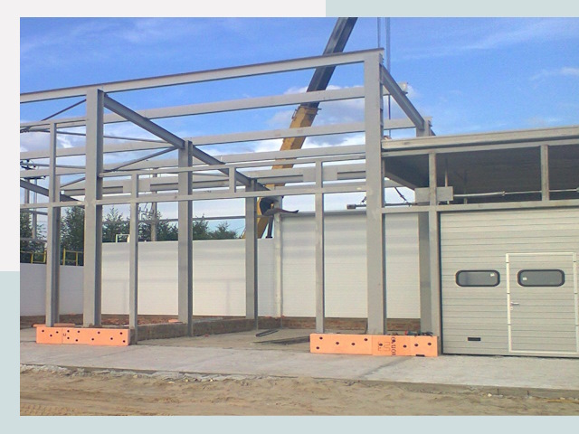 Строительство автосервисов от СтальСтрой-Брт по цене 612 руб.